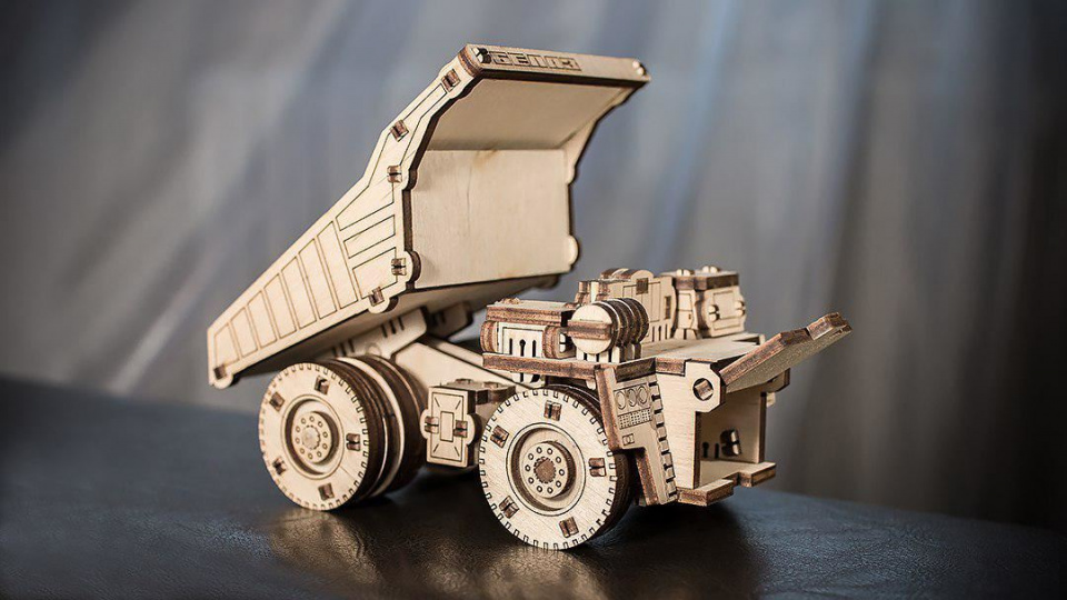 Eco-Wood-Art belaz houten mini truck modelbouwset 106-delig - Afbeelding 7